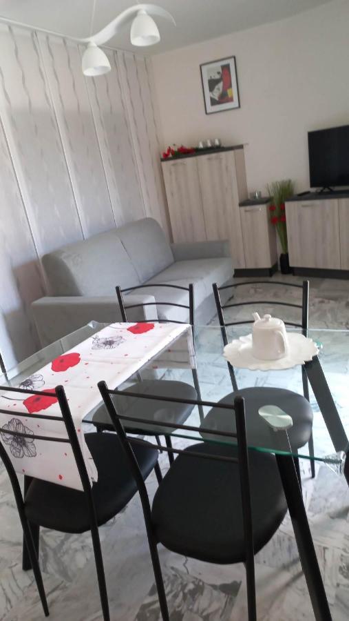 Ferienwohnung Chez Bianca Les Coquelicots Les Lucioles Menton Exterior foto